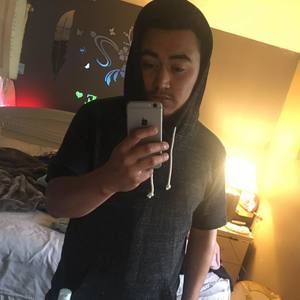 Meet your Posher, Cesar